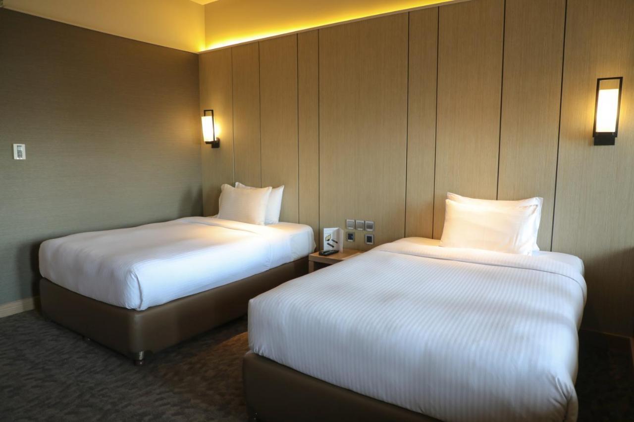 Abu Dhabi Airport Hotel T1 International Departures 외부 사진